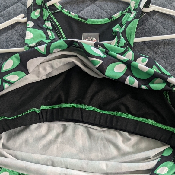 The North Face Women's Racerback Tank - Picture 6 of 7